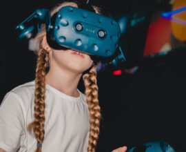 VR-Training und Video für eine effizientere Papierproduktion